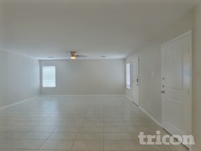 11848 Mancos Trl in Rhome, TX - Foto de edificio - Building Photo