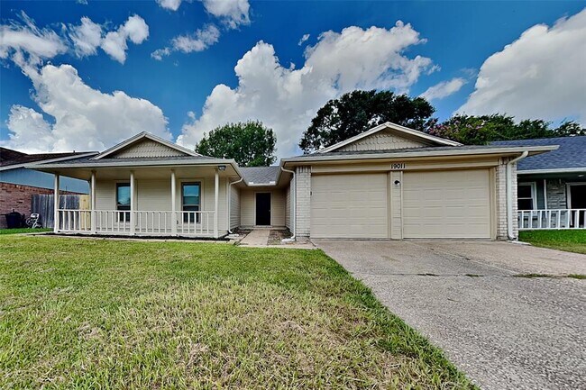 property at 19011 Keyturn Ln