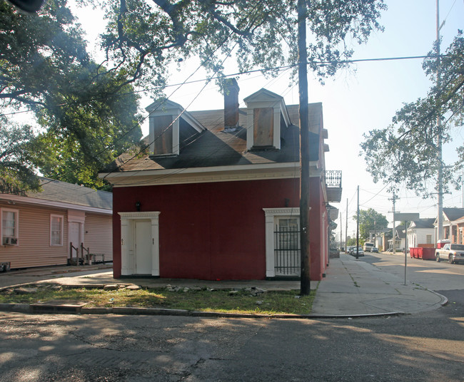 2549 Dumaine St in New Orleans, LA - Building Photo - Building Photo