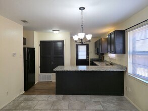 1409 Chapel Creek Rd in Waco, TX - Building Photo - Building Photo