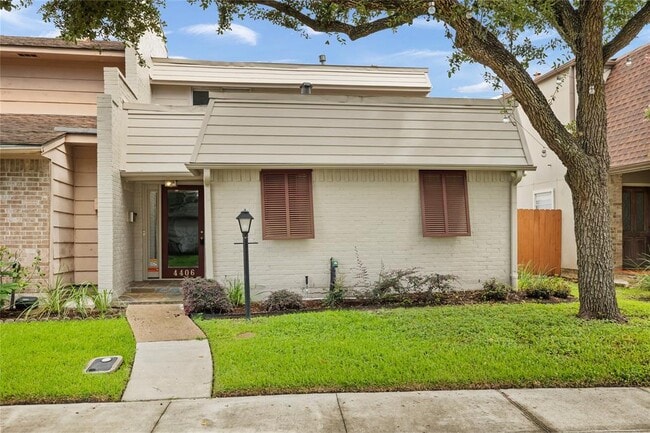 property at 4406 Basswood Ln