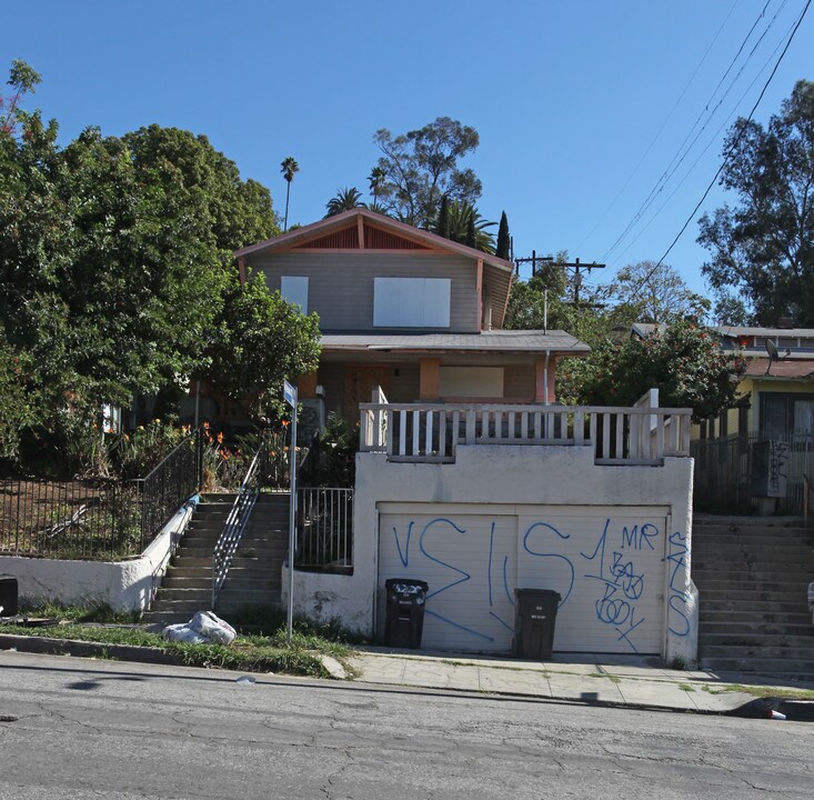 Eastlake Neighborhood Center in Los Angeles, CA - Foto de edificio