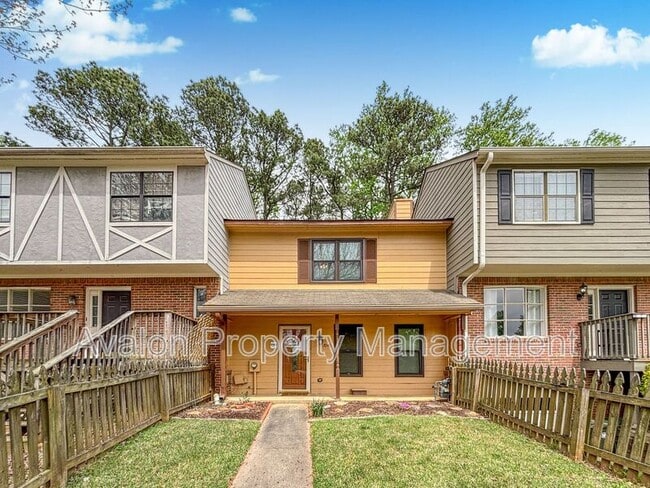 property at 7040 Sand Wedge Cir