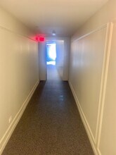 5201 Carriage Way Dr in Rolling Meadows, IL - Building Photo - Building Photo