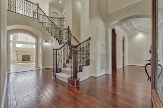 23 Player Oaks Pl in The Woodlands, TX - Building Photo - Building Photo