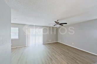 12211 Knight Dr in Balch Springs, TX - Building Photo - Building Photo