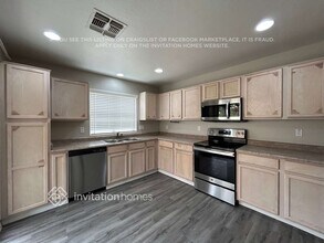 43 N 123rd Dr in Avondale, AZ - Building Photo - Building Photo