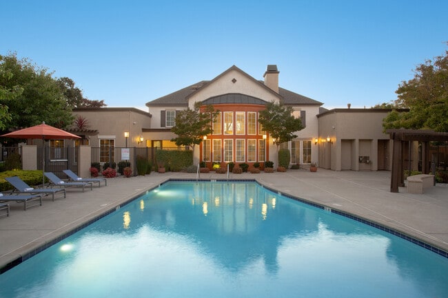 The Tides in Richmond, CA - Building Photo - Building Photo