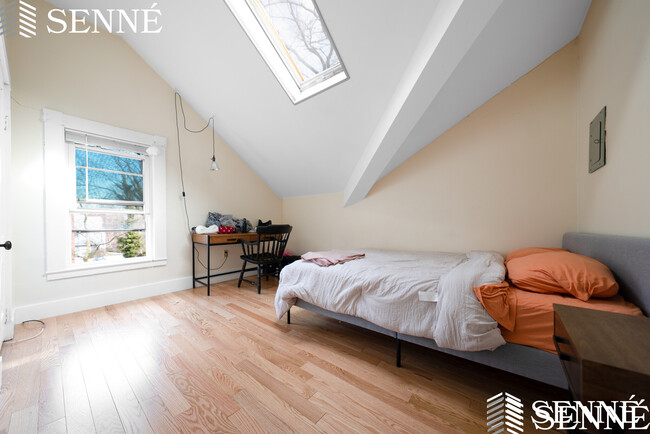 10 Trowbridge St, Unit 3R in Cambridge, MA - Building Photo - Building Photo