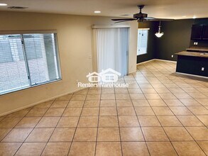 2645 E Wallace Ave in Phoenix, AZ - Building Photo - Building Photo