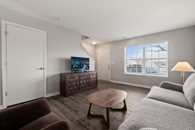 Landings at Cedar Creek in Monroe, MI - Foto de edificio - Building Photo