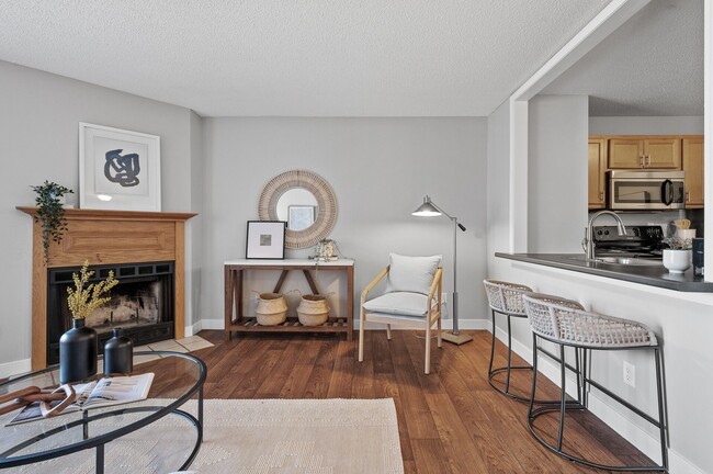Lexington Hills Apartments