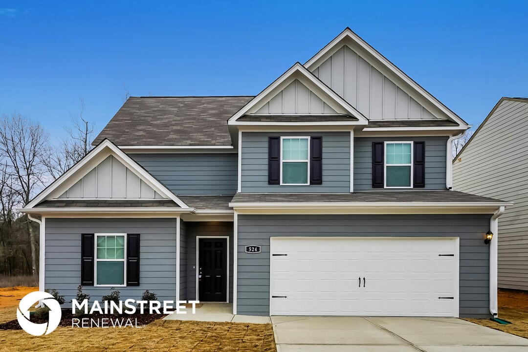 524 Clover Cir in Springville, AL - Foto de edificio