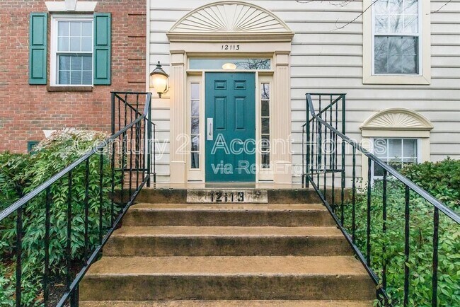 12113 Greenway Ct in Fairfax, VA - Building Photo - Building Photo