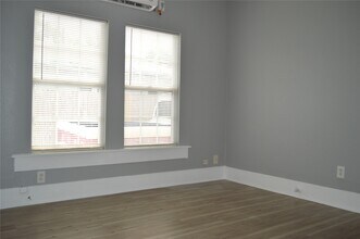 303 Vincent St in Houston, TX - Building Photo - Building Photo