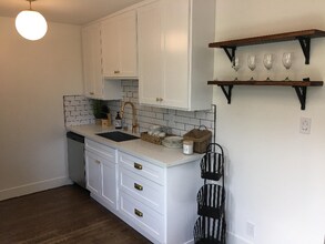 821 Westmount Dr in West Hollywood, CA - Building Photo - Building Photo