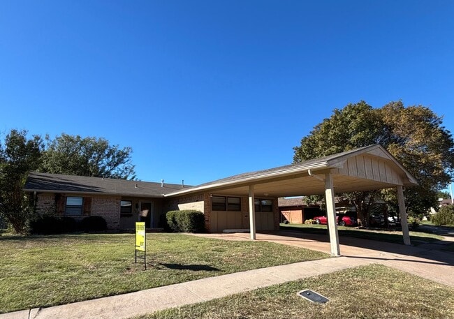 property at 403 SW Forest Pl