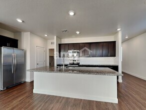 1710 Viaggio Ave in North Las Vegas, NV - Building Photo - Building Photo