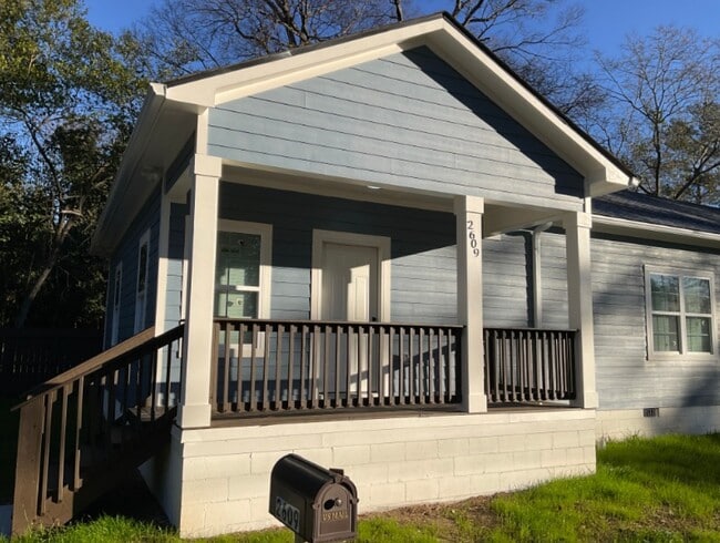 property at 2609 Beech Ave