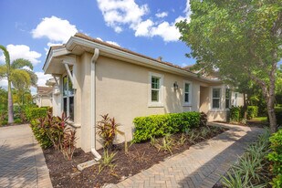 4714 Arboretum Cir in Naples, FL - Building Photo - Building Photo