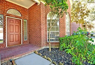 1611 Winston Homestead Dr in Richmond, TX - Building Photo - Building Photo