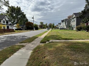 59 Runyon Ave in Edison, NJ - Building Photo - Building Photo