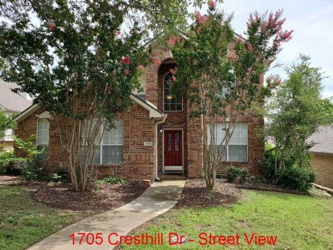 property at 1705 Cresthill Dr