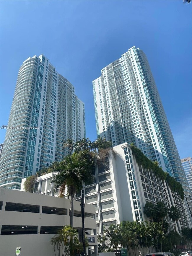 property at 950 Brickell Bay Dr