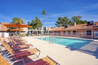 Granite Bay in Phoenix, AZ - Foto de edificio - Building Photo