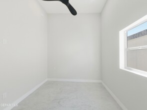 12316 Anson Mills Wy in El Paso, TX - Foto de edificio - Building Photo