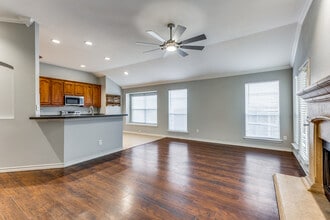 12409 Shine Ave in Rhome, TX - Building Photo - Building Photo