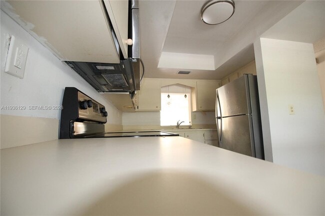 8990 W Sample Rd in Coral Springs, FL - Building Photo - Building Photo