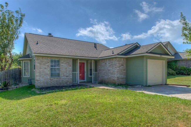 2311 Lasso Dr in Round Rock, TX - Building Photo - Building Photo