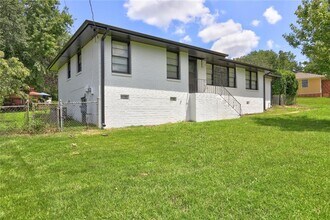 970 Oglethorpe Ave in Athens, GA - Building Photo - Building Photo