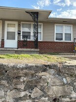 4407 E Linwood Blvd in Kansas City, MO - Building Photo