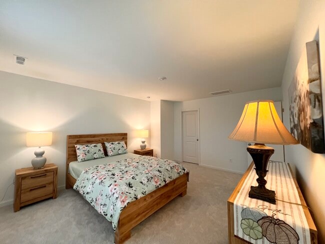 839 Basswood Gln Trl in Knightdale, NC - Building Photo - Building Photo