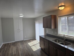 1962 Mary Catherine St in Ypsilanti, MI - Building Photo - Building Photo