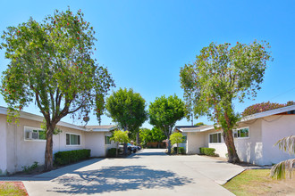 Stewart in Downey, CA - Building Photo - Building Photo