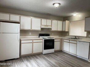 117 Mesa Ln in Jacksonville, NC - Building Photo - Building Photo