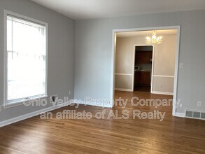 2551 Glenmary Ave in Louisville, KY - Building Photo - Building Photo