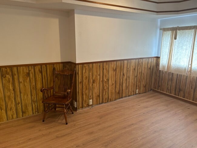 1515 Annie St, Unit #1 Studio Apt in Daly City, CA - Foto de edificio - Building Photo