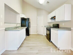 240 Kings Cove in Locust Grove, GA - Building Photo - Building Photo