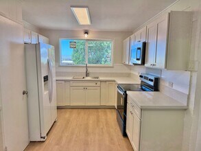880 Kanakea Loop in Lahaina, HI - Building Photo - Building Photo
