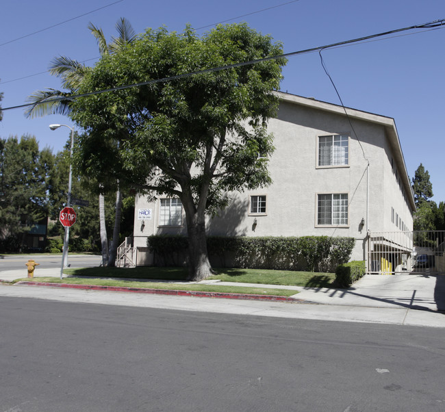 Coldwater Canyon Apartments in North Hollywood, CA - Building Photo - Building Photo