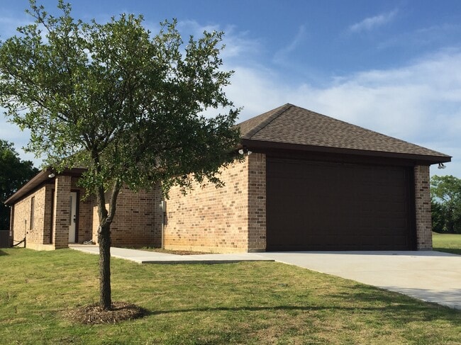 property at 308 Candlewood Cir