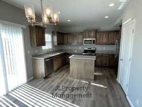 20209 E 23rd Terrace Ct S in Independence, MO - Building Photo - Building Photo