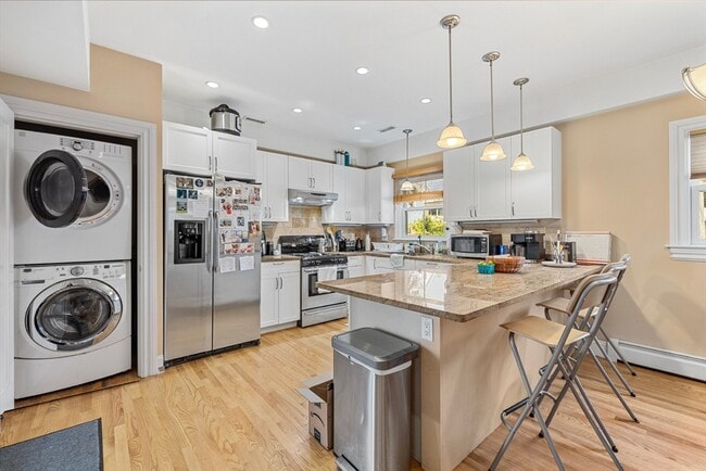 property at 201 Norfolk St