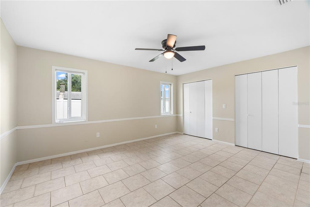 1468 Sandy Ln in Clearwater, FL - Building Photo