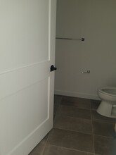 425 3rd St, Unit 205 in Jersey City, NJ - Building Photo - Building Photo