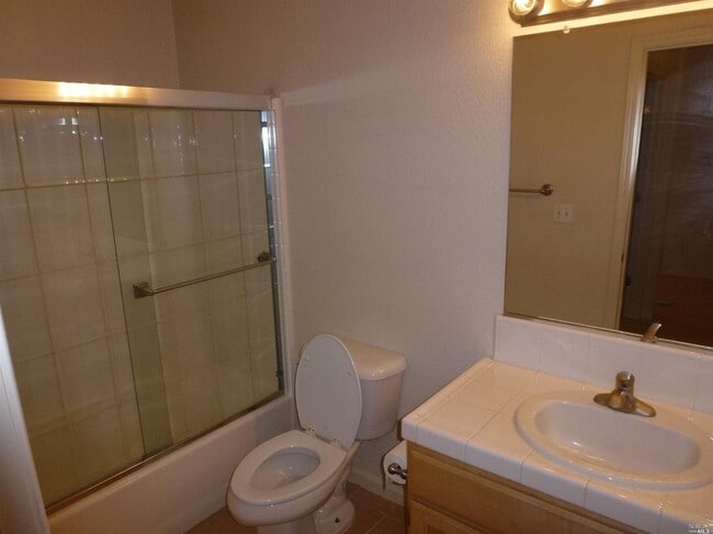 3273 Inwood Pl in Fairfield, CA - Building Photo - Building Photo